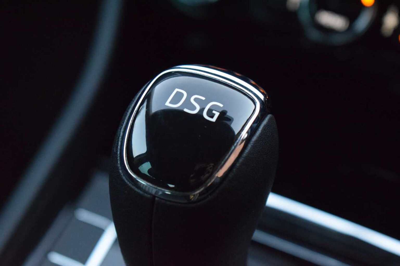 SKODA Superb 2.0 TSI 220ps SE L Executive DSG Hatchback