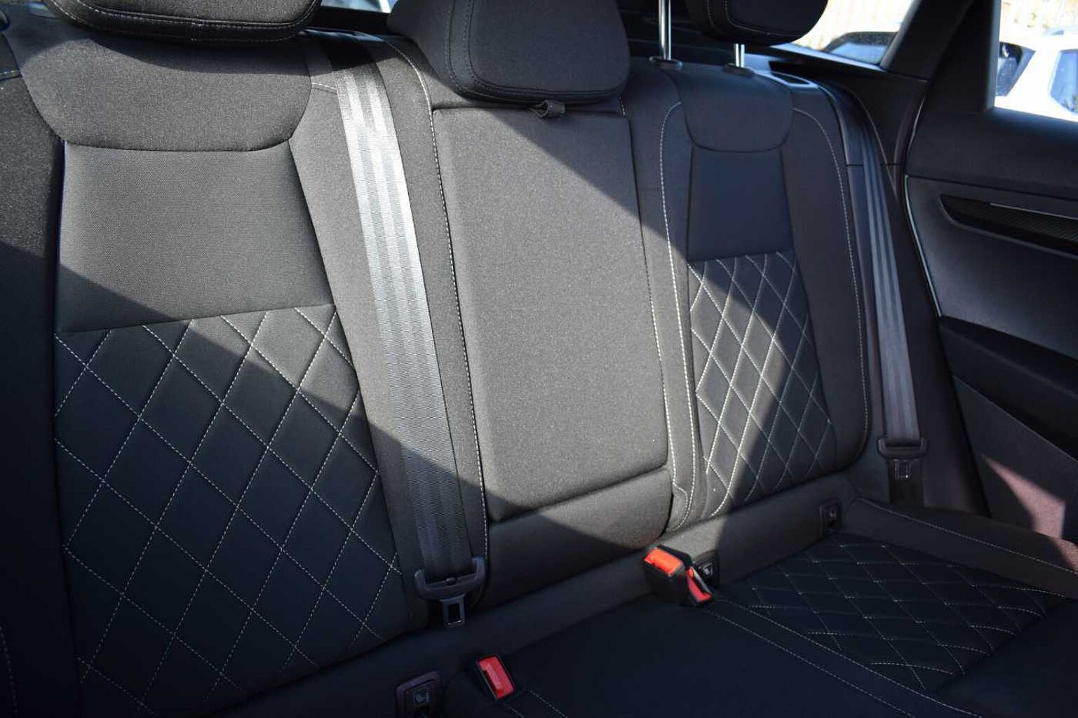 SKODA Karoq SUV 1.5 TSI (150ps) SportLine ACT DSG
