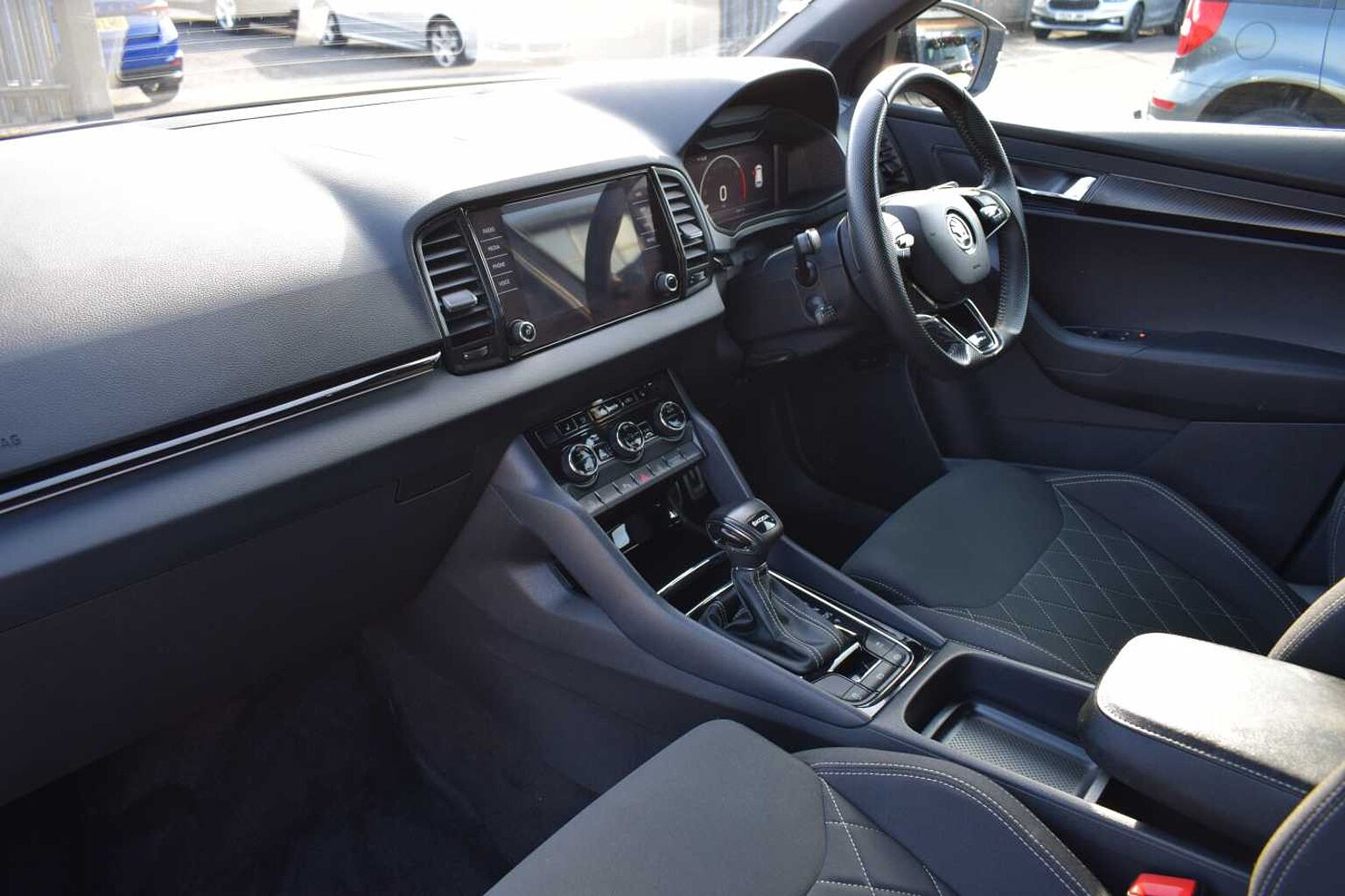 SKODA Karoq SUV 1.5 TSI (150ps) SportLine ACT DSG